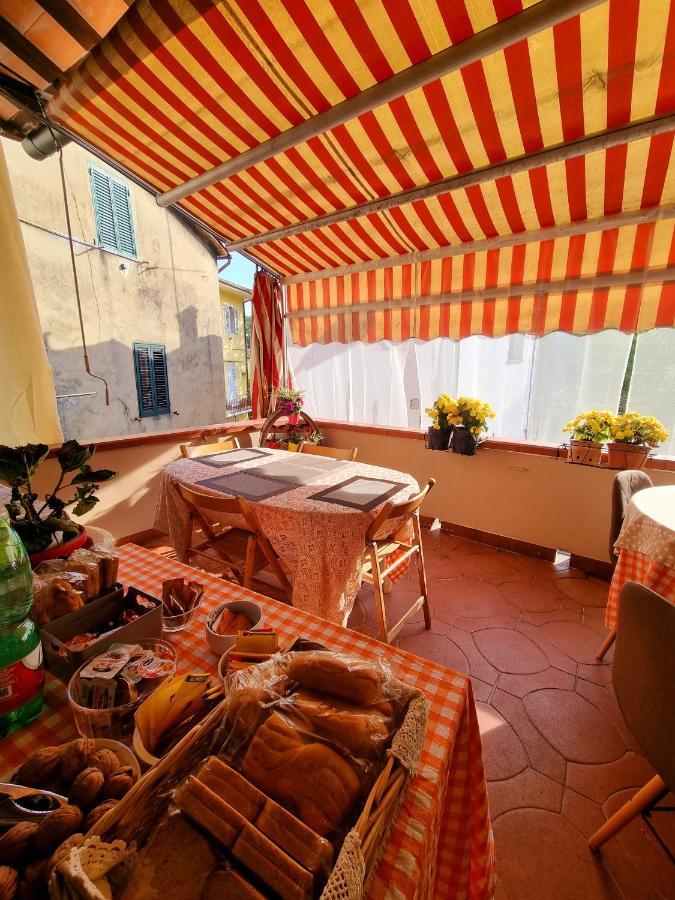 A Collodi Io & Mamma100 M Dal Parco Di Pinocchio Bed & Breakfast Exterior photo